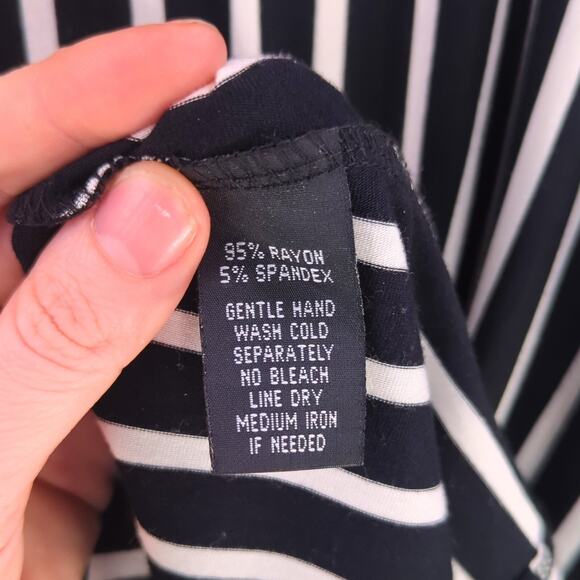 Mishca Top Womens XL Embroidered Floral Striped Bell Sleeve Lagenlook Artsy - Picture 11 of 11